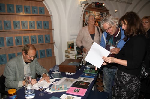 Signeersessie V. St. met Joke en Dries